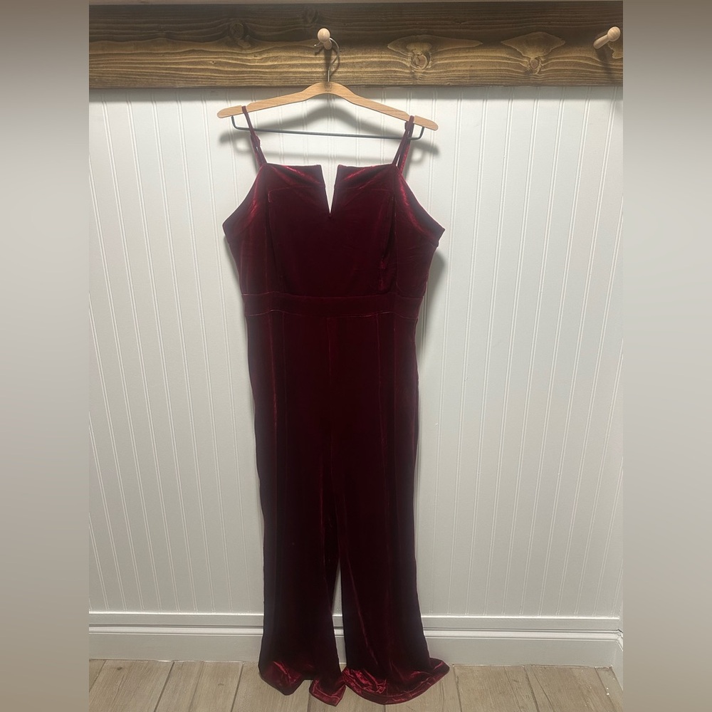 Women's Velvet Burgundy Wide Leg Front Seam Jumpsuit Sz XL Vampire Renaissance